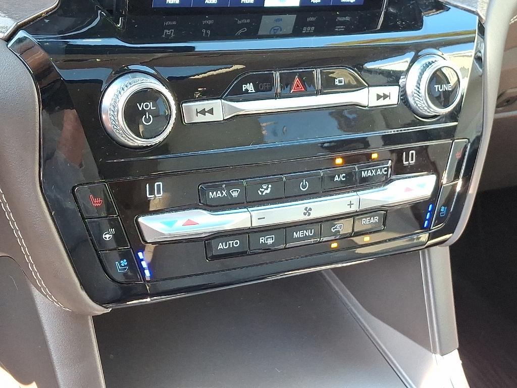 used 2021 Ford Explorer car, priced at $27,305