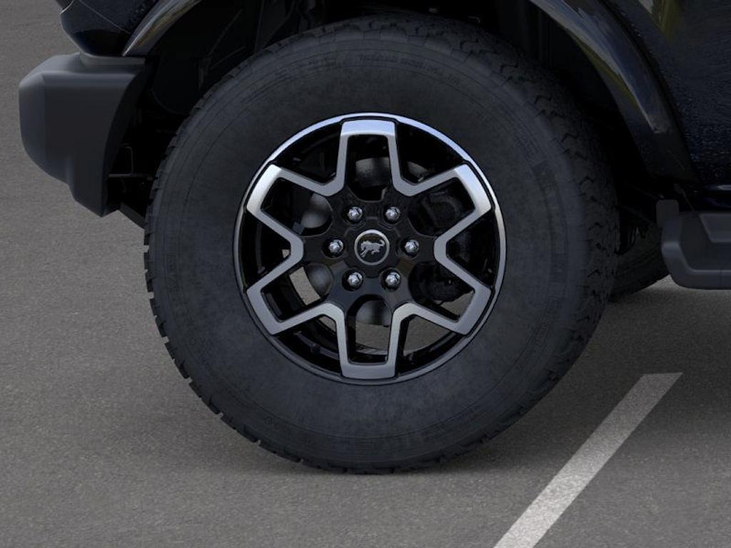 new 2025 Ford Bronco car, priced at $53,565