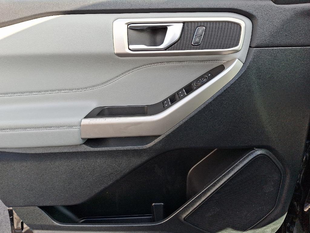 used 2023 Ford Explorer car, priced at $32,024
