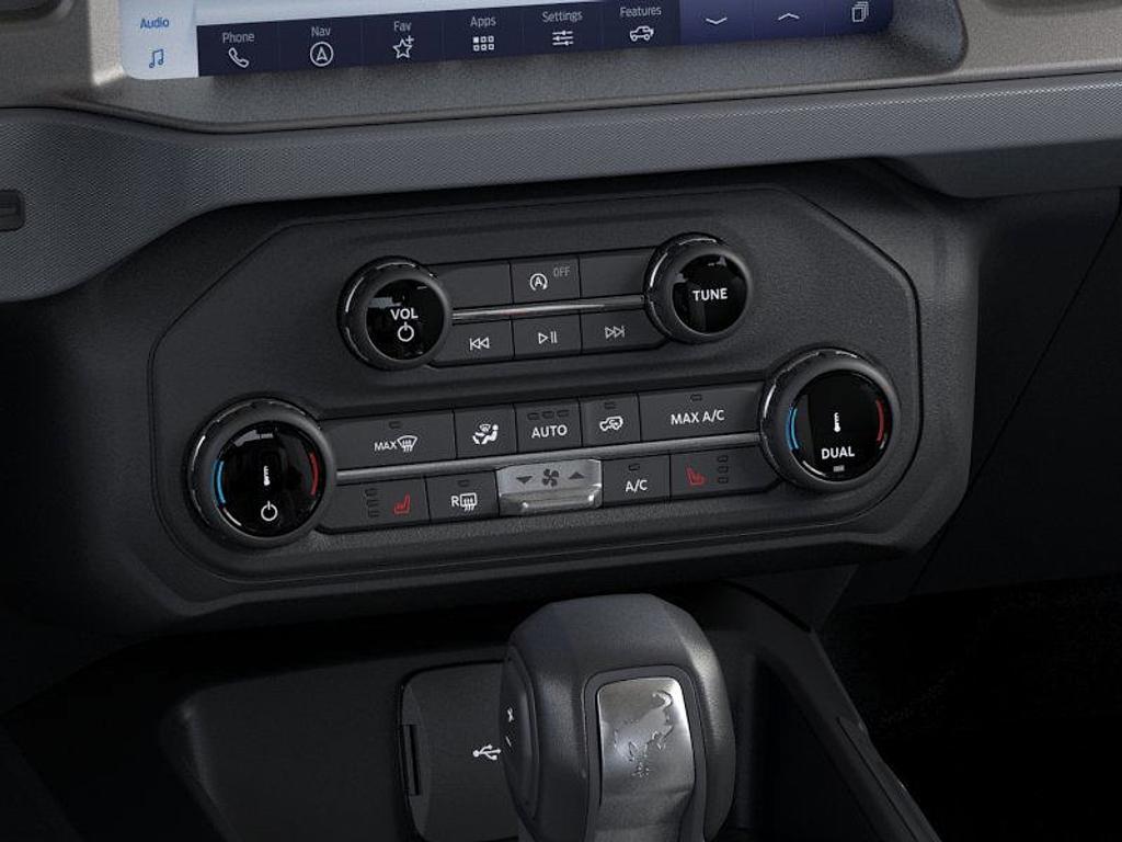 new 2025 Ford Bronco car, priced at $44,175