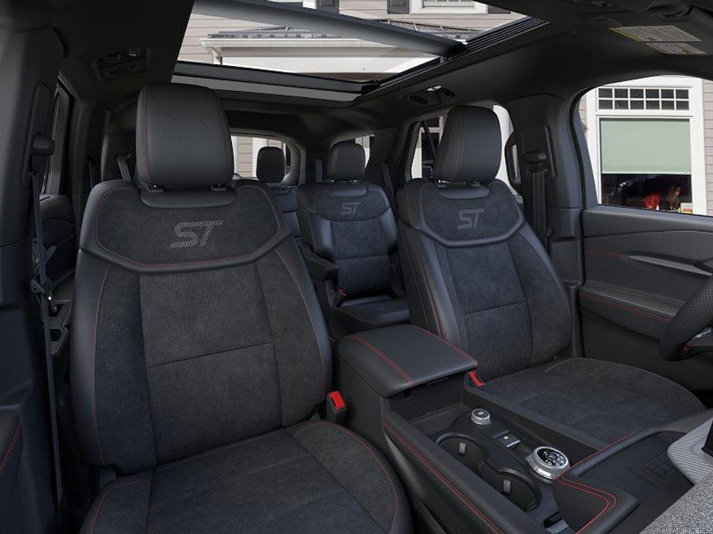 new 2025 Ford Explorer car, priced at $59,478