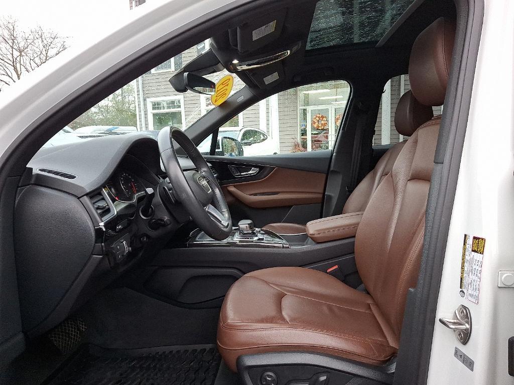 used 2019 Audi Q7 car, priced at $19,150