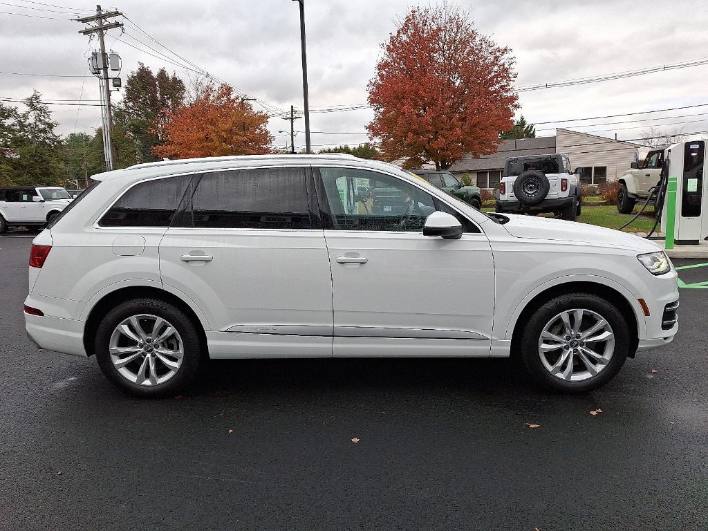 used 2019 Audi Q7 car, priced at $19,150