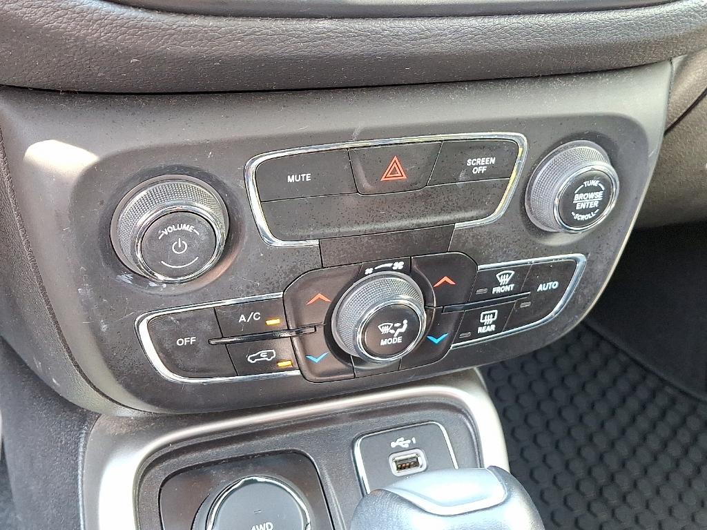 used 2020 Jeep Compass car, priced at $17,250