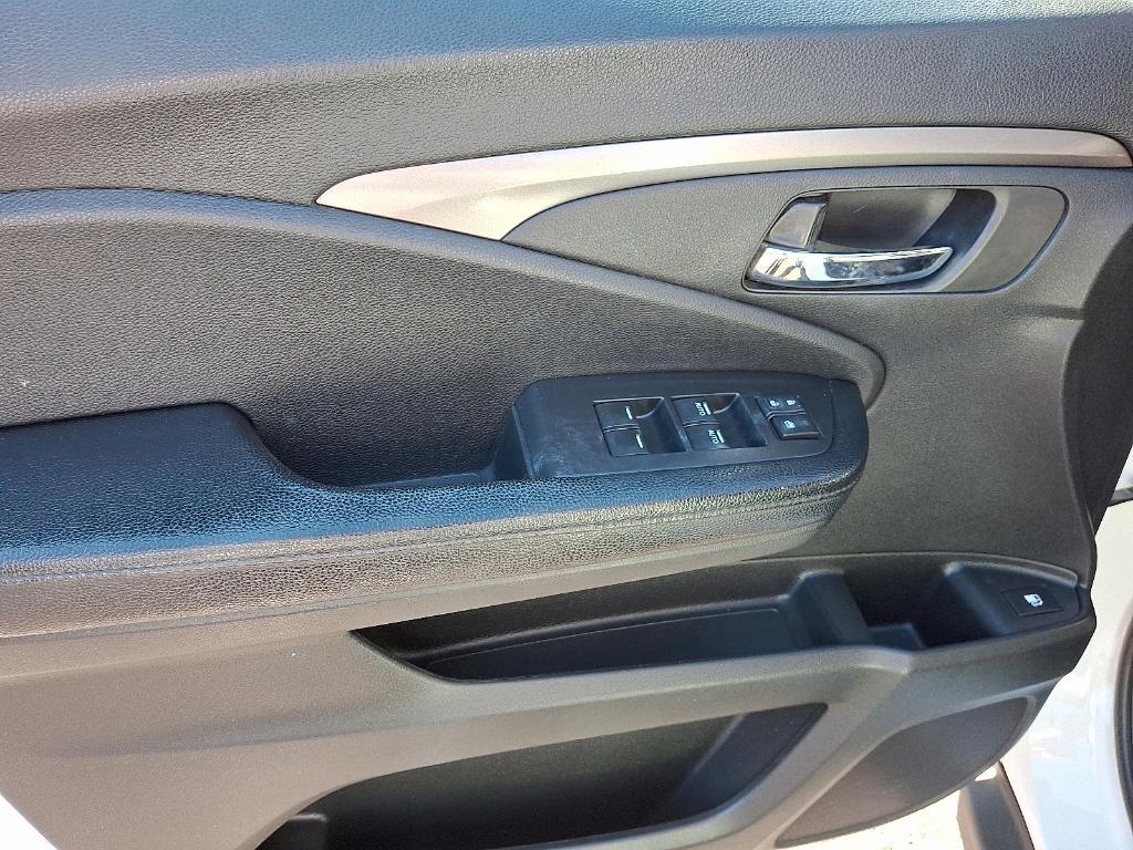 used 2017 Honda Pilot car, priced at $20,400