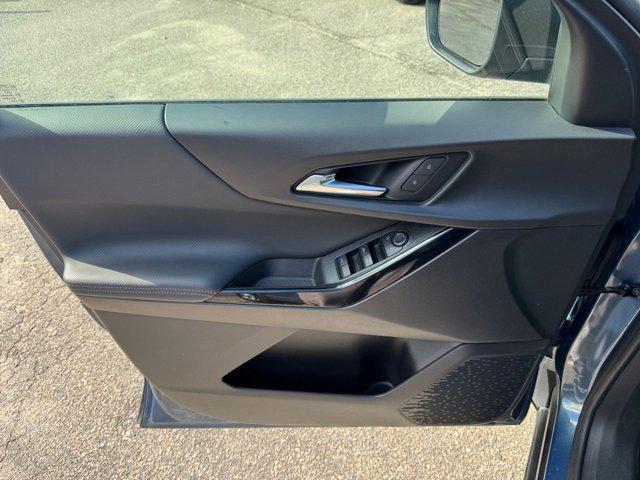 used 2025 Chevrolet Equinox car, priced at $27,047