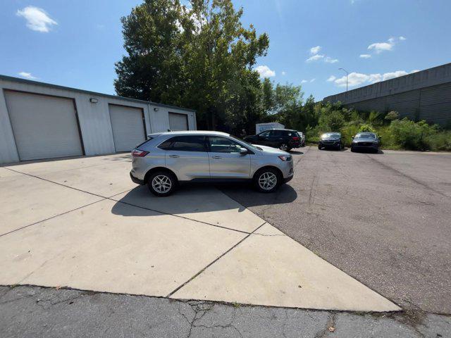 used 2024 Ford Edge car, priced at $30,032