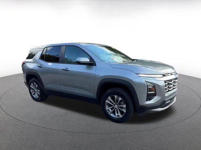 used 2025 Chevrolet Equinox car, priced at $27,903