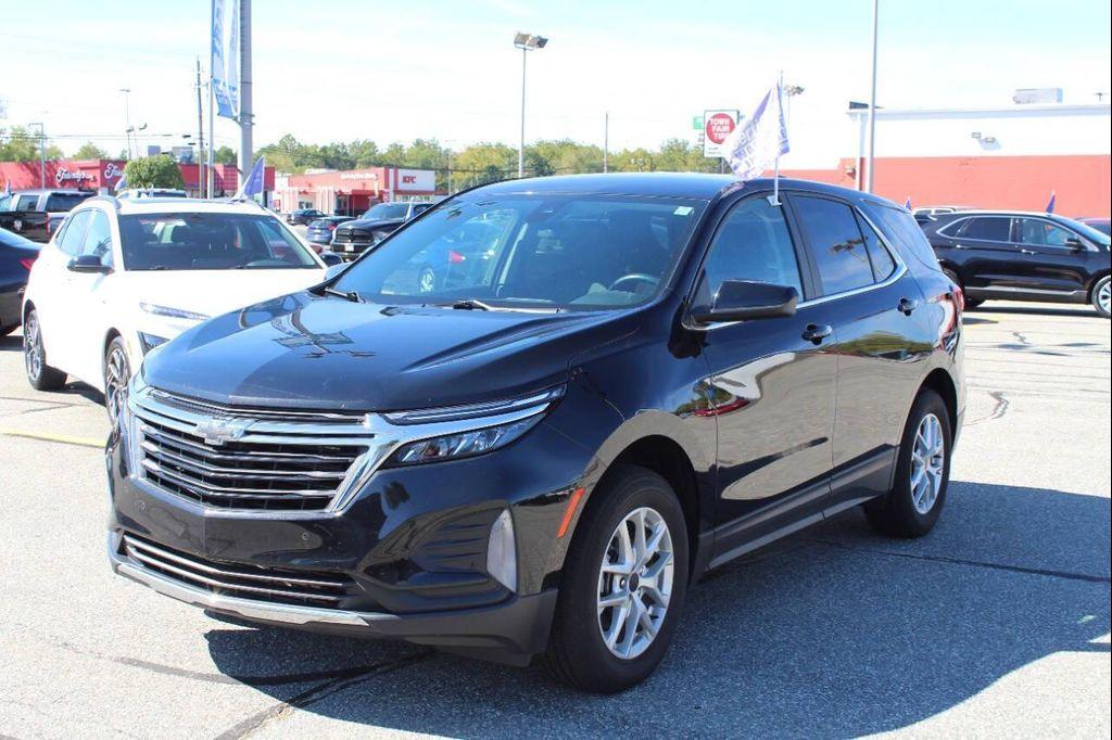 used 2023 Chevrolet Equinox car, priced at $18,997