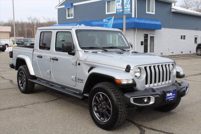 used 2023 Jeep Gladiator car, priced at $31,997