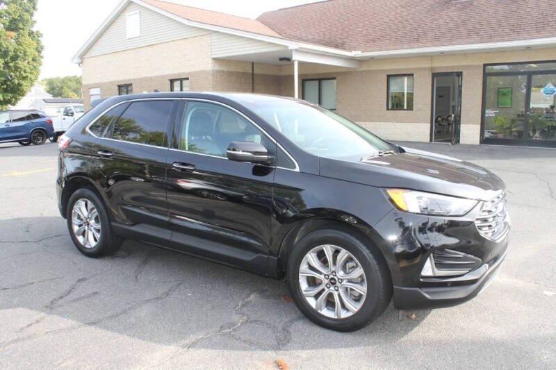 used 2024 Ford Edge car, priced at $25,497