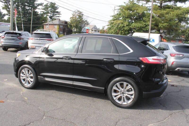 used 2024 Ford Edge car, priced at $25,497
