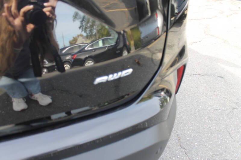 used 2024 Ford Edge car, priced at $25,497