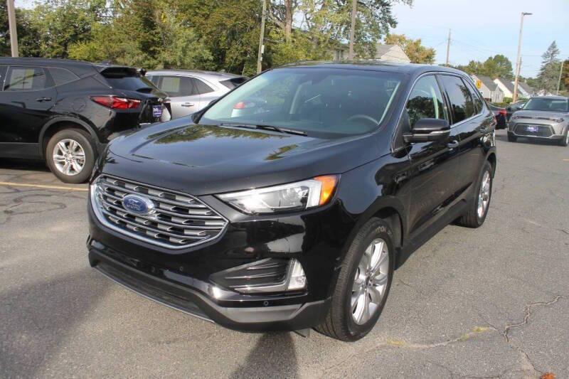 used 2024 Ford Edge car, priced at $25,497