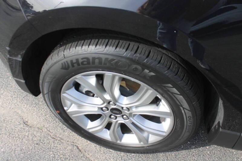used 2024 Ford Edge car, priced at $25,497