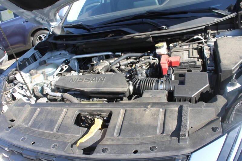 used 2024 Chevrolet Equinox car, priced at $22,997