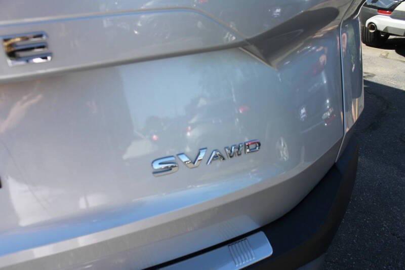 used 2024 Chevrolet Equinox car, priced at $22,997