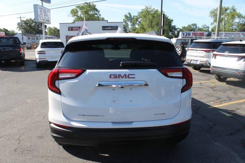 used 2023 GMC Terrain car, priced at $22,997