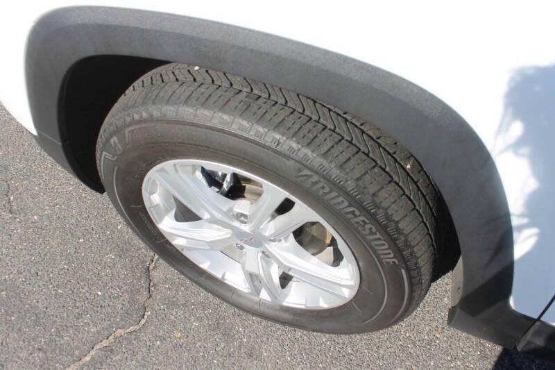 used 2023 GMC Terrain car, priced at $22,997