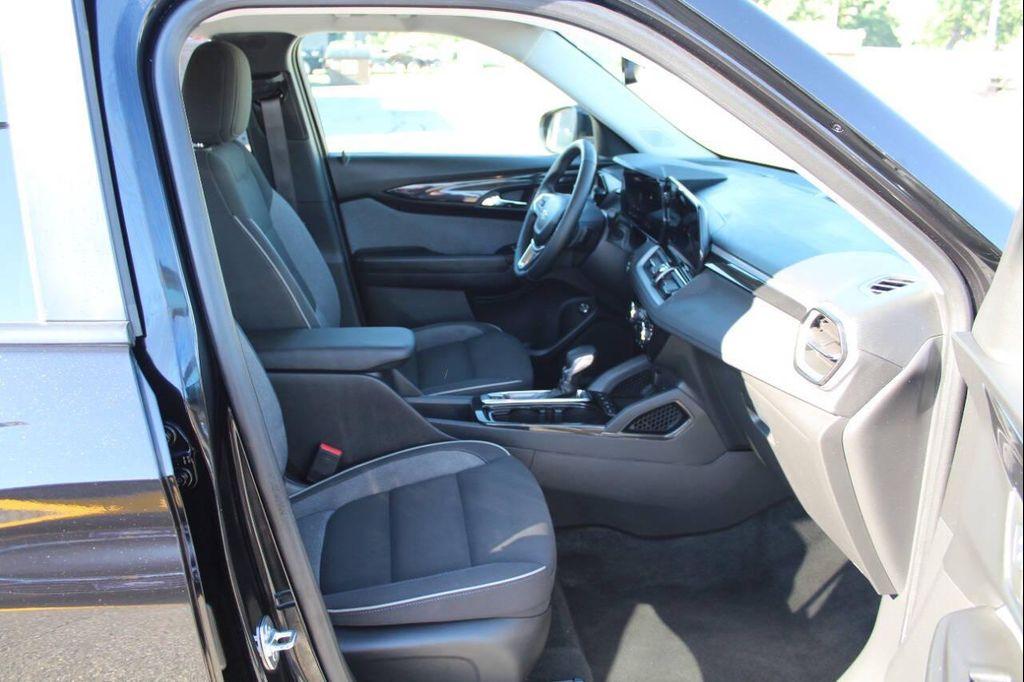 used 2024 Chevrolet TrailBlazer car, priced at $23,497