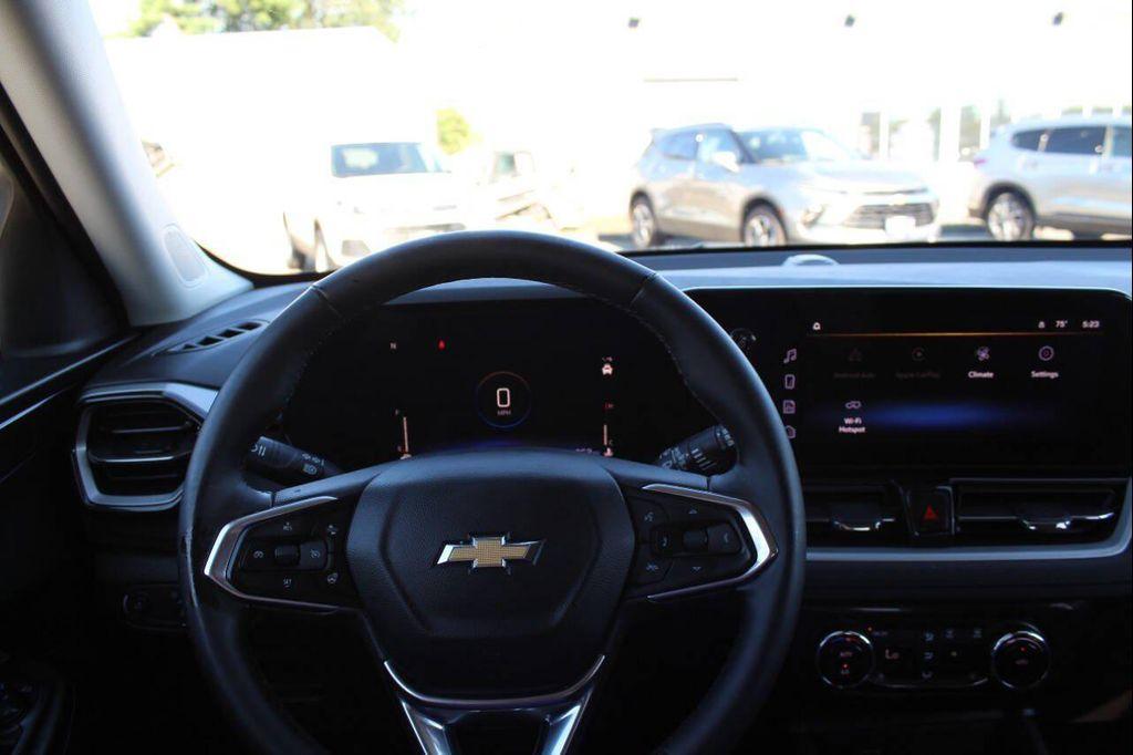 used 2024 Chevrolet TrailBlazer car, priced at $23,497