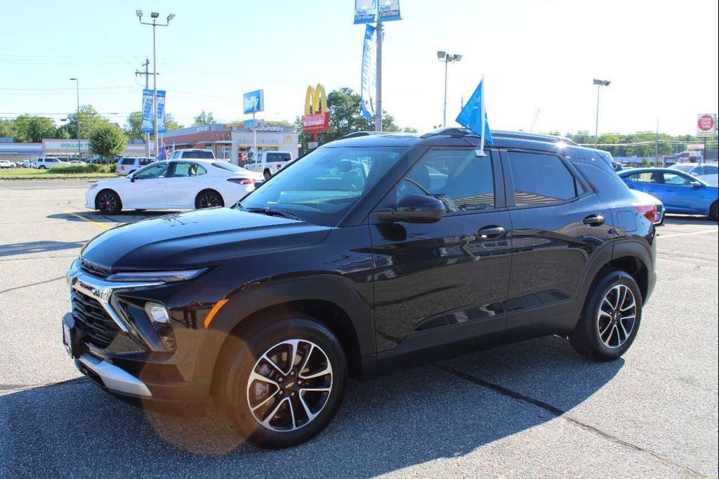 used 2024 Chevrolet TrailBlazer car, priced at $23,497