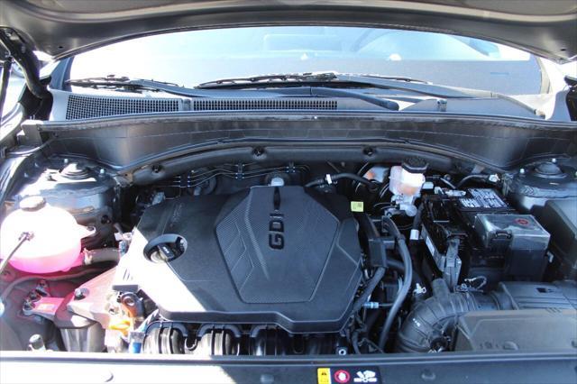 used 2022 Hyundai Santa Fe car, priced at $25,997