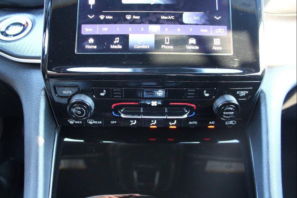 used 2024 Jeep Grand Cherokee L car, priced at $33,997
