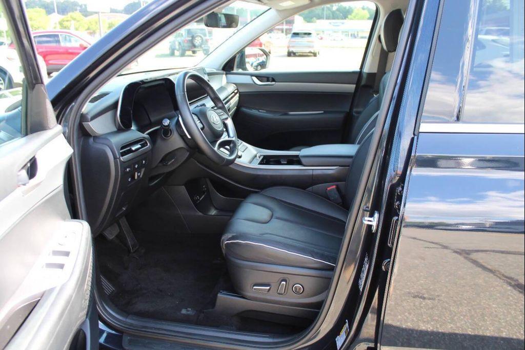 used 2024 Hyundai Palisade car, priced at $33,997