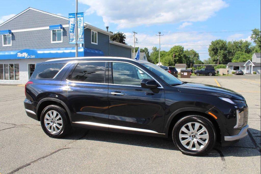 used 2024 Hyundai Palisade car, priced at $33,997