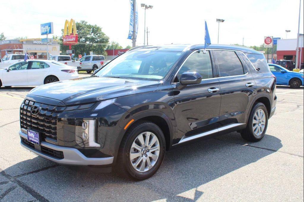 used 2024 Hyundai Palisade car, priced at $33,997