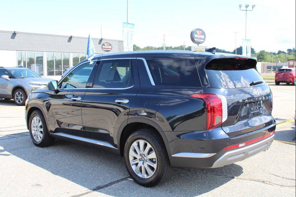 used 2024 Hyundai Palisade car, priced at $33,997