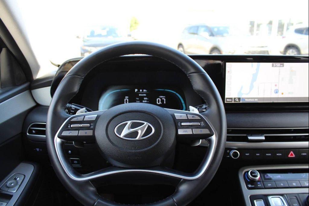 used 2024 Hyundai Palisade car, priced at $33,997
