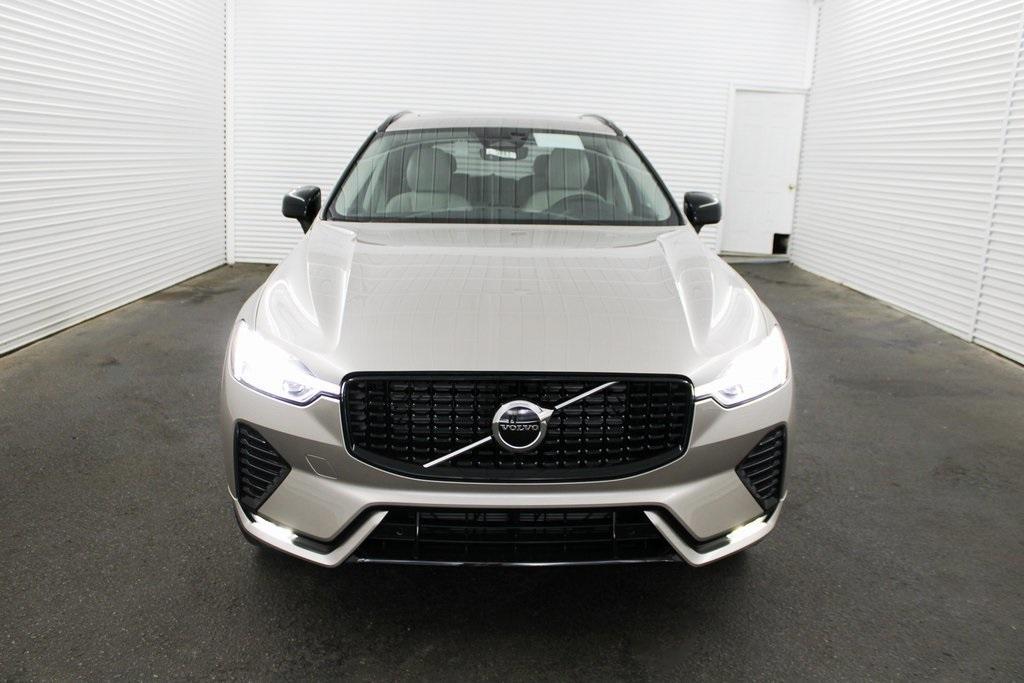 new 2025 Volvo XC60 car, priced at $48,345