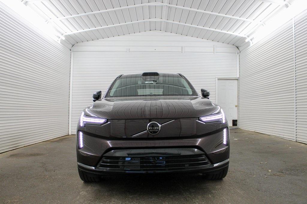 new 2025 Volvo EX90 car, priced at $94,640