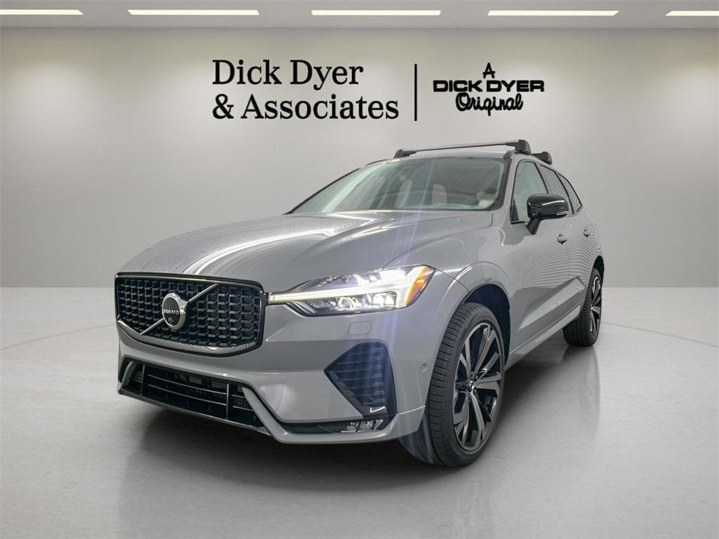 new 2025 Volvo XC60 car, priced at $67,305