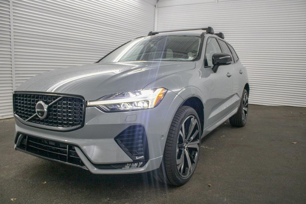 new 2025 Volvo XC60 car, priced at $67,305