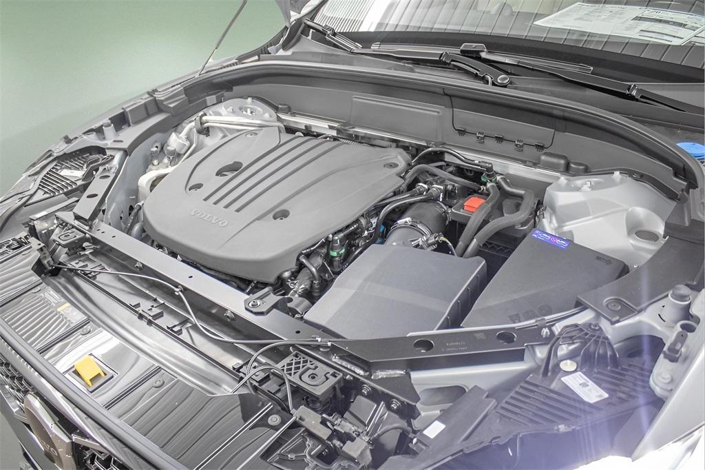 new 2025 Volvo XC60 car, priced at $67,305