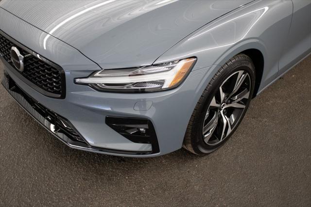 new 2024 Volvo S60 car, priced at $47,325