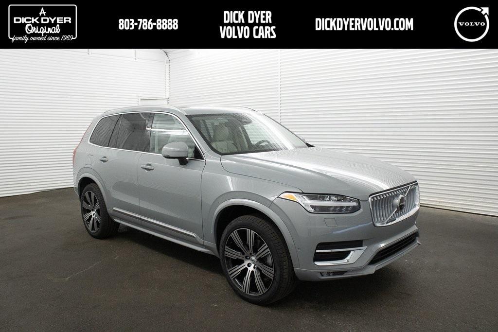 new 2025 Volvo XC90 car, priced at $71,875