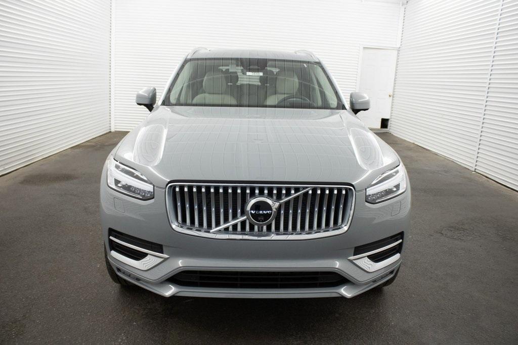 new 2025 Volvo XC90 car, priced at $71,875