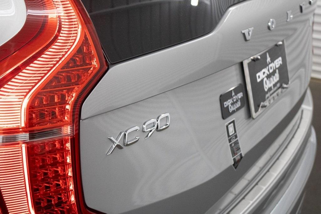new 2024 Volvo XC90 car, priced at $73,970