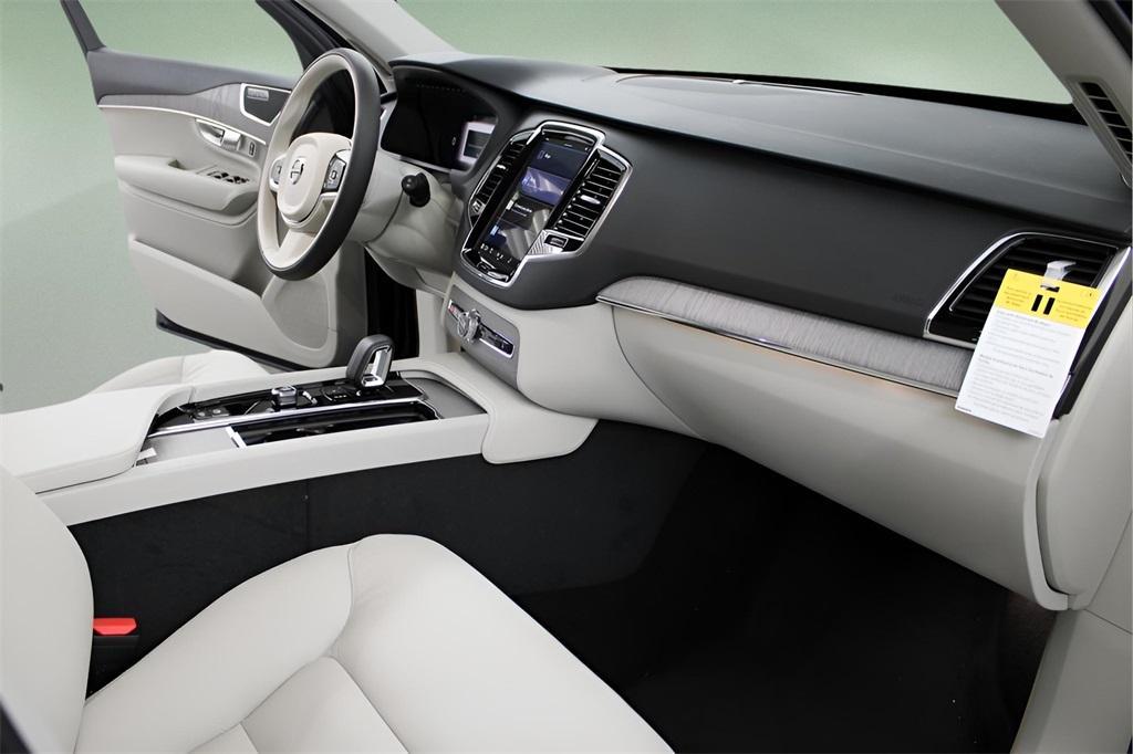 new 2025 Volvo XC90 car, priced at $67,265