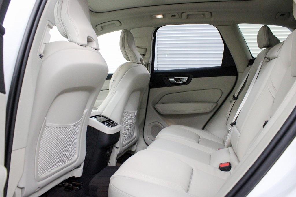 new 2025 Volvo XC60 car, priced at $62,005