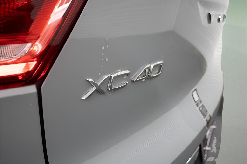 new 2025 Volvo XC40 car, priced at $48,100