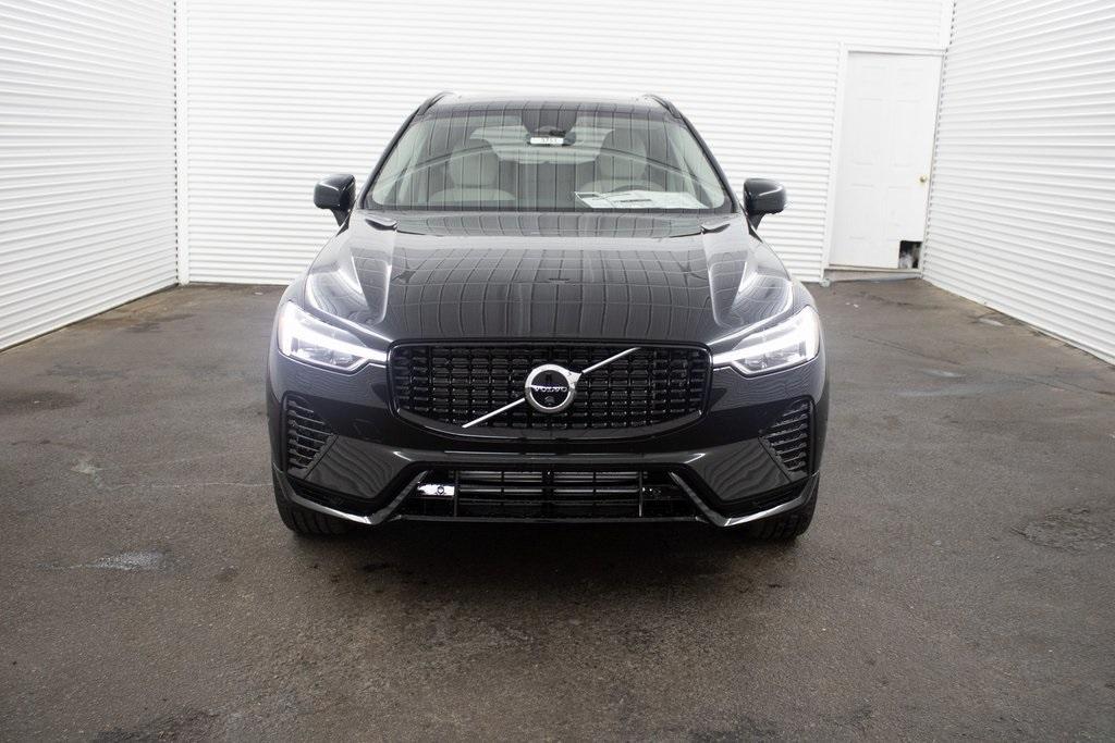 new 2025 Volvo XC60 Plug-In Hybrid car, priced at $67,040