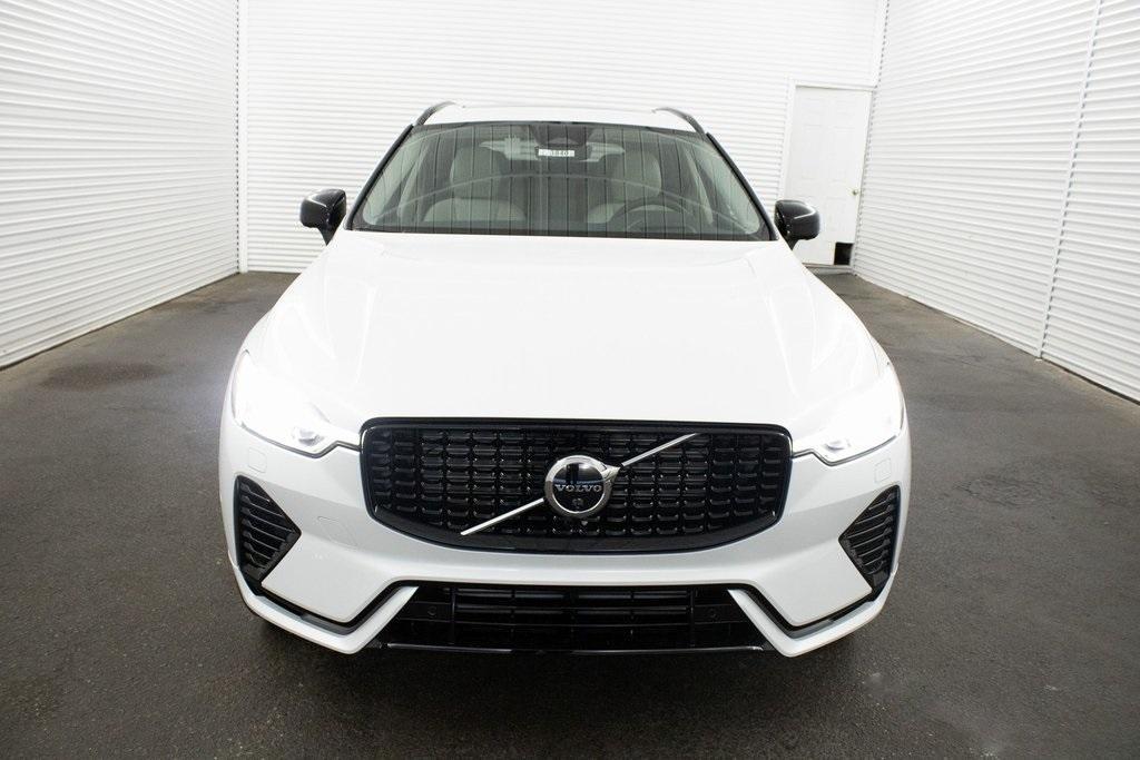 new 2025 Volvo XC60 Plug-In Hybrid car, priced at $71,260