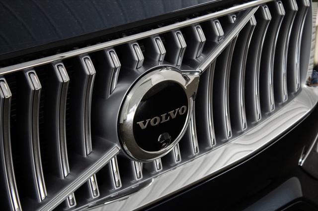 new 2024 Volvo XC90 car, priced at $67,070