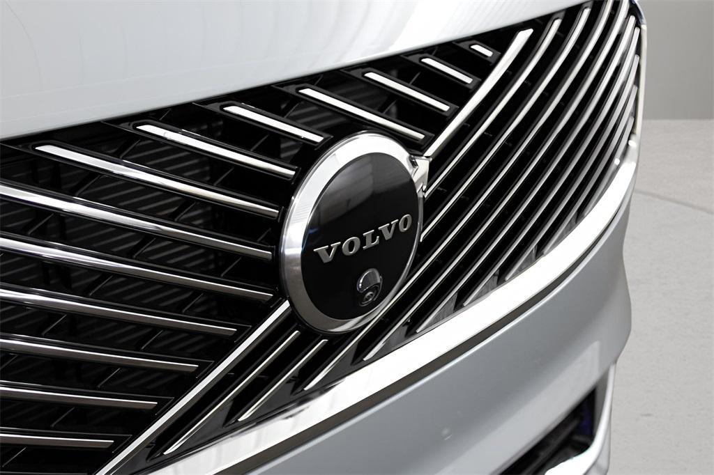 new 2025 Volvo XC90 Plug-In Hybrid car, priced at $78,805
