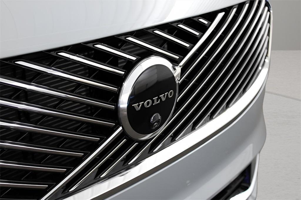 new 2025 Volvo XC90 Plug-In Hybrid car, priced at $78,805